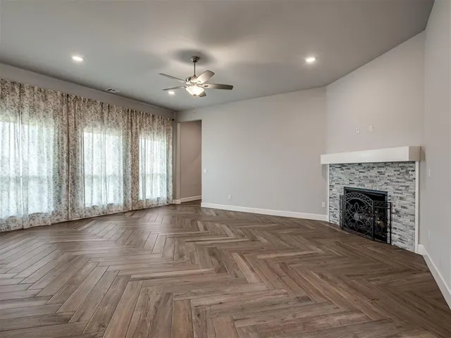 Photo 6 — 9300 NW 141st Street, Yukon, OK 73099