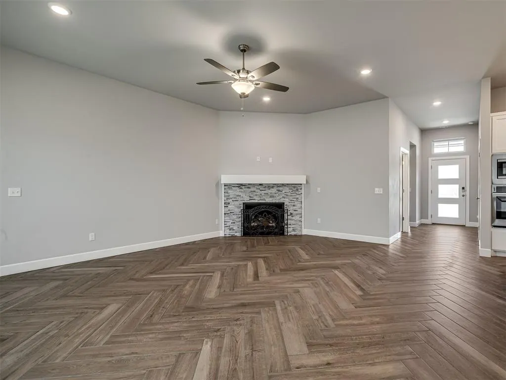 Photo 7 — 9300 NW 141st Street, Yukon, OK 73099