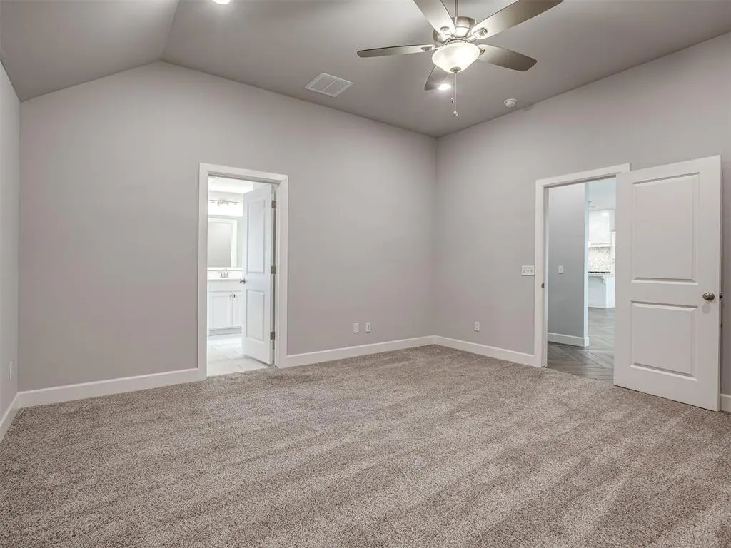 Photo 19 — 9300 NW 141st Street, Yukon, OK 73099