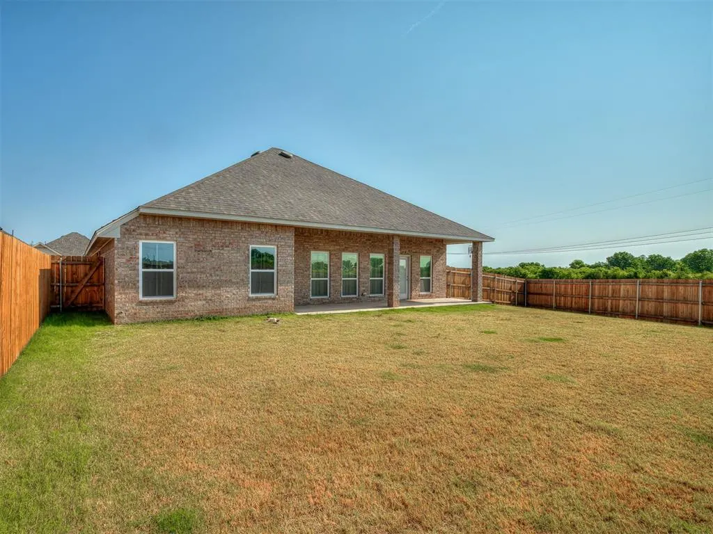 Photo 40 — 9300 NW 141st Street, Yukon, OK 73099