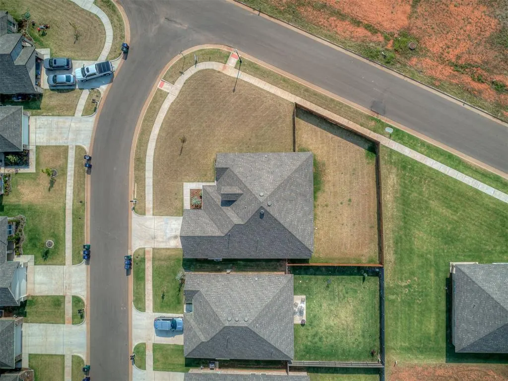 Photo 43 — 9300 NW 141st Street, Yukon, OK 73099