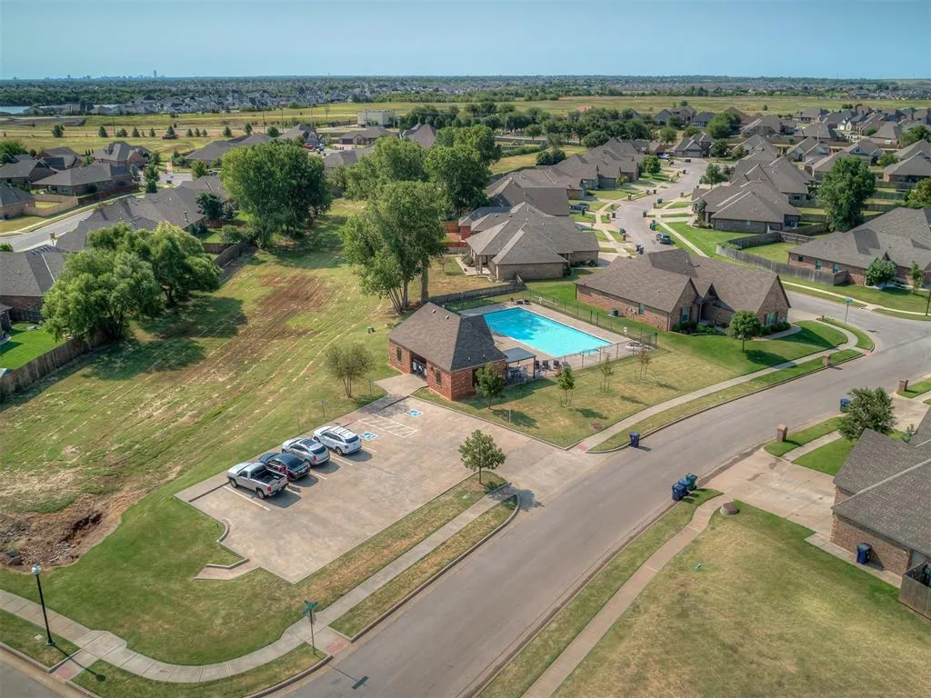 Photo 47 — 9300 NW 141st Street, Yukon, OK 73099
