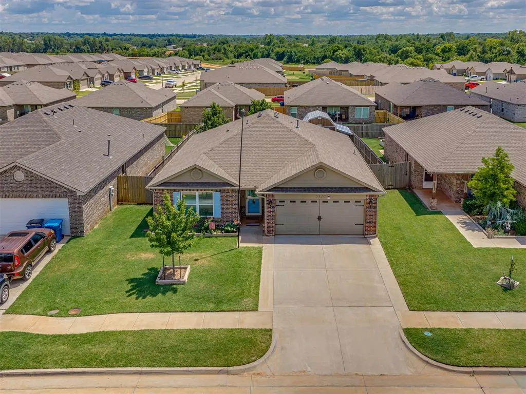 Front exterior — 5320 Nicole Drive, Tuttle, OK 73089