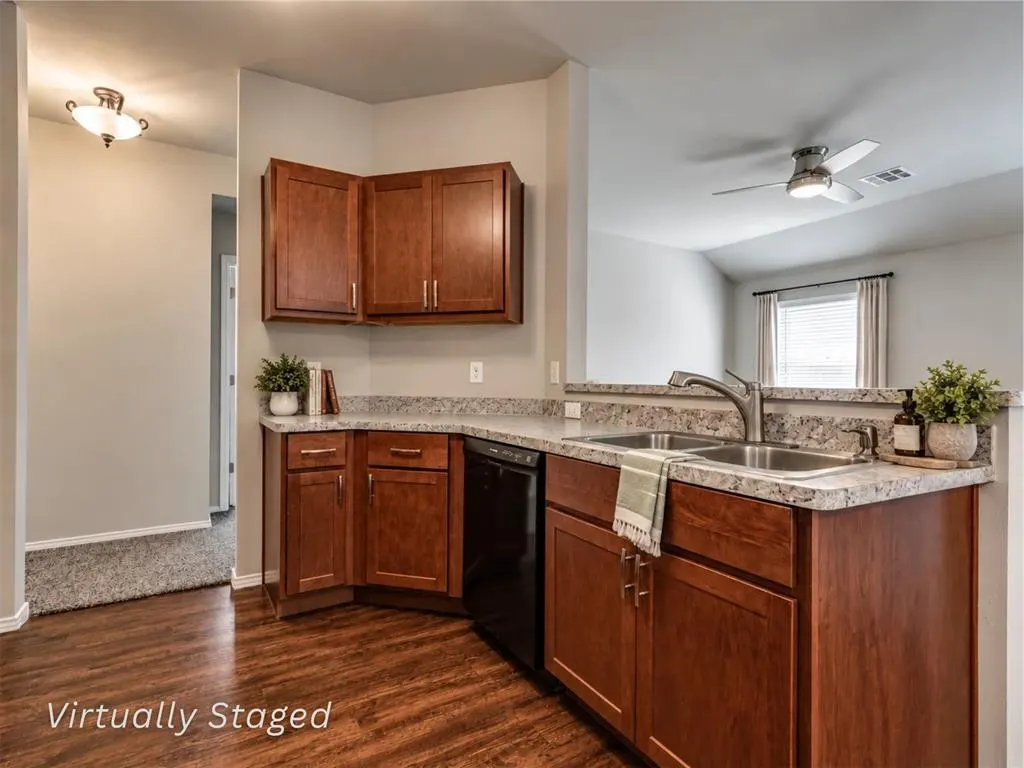 Photo 11 — 5320 Nicole Drive, Tuttle, OK 73089