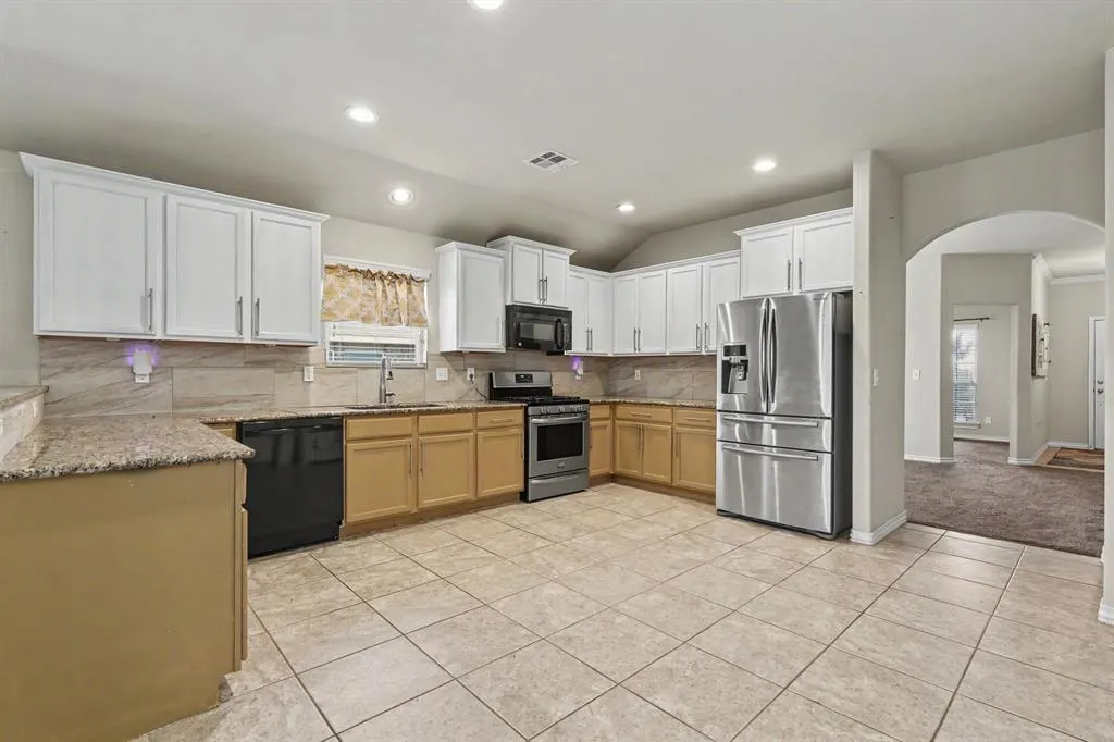 Photo 12 — 9505 Timberwind Lane, Yukon, OK 73099