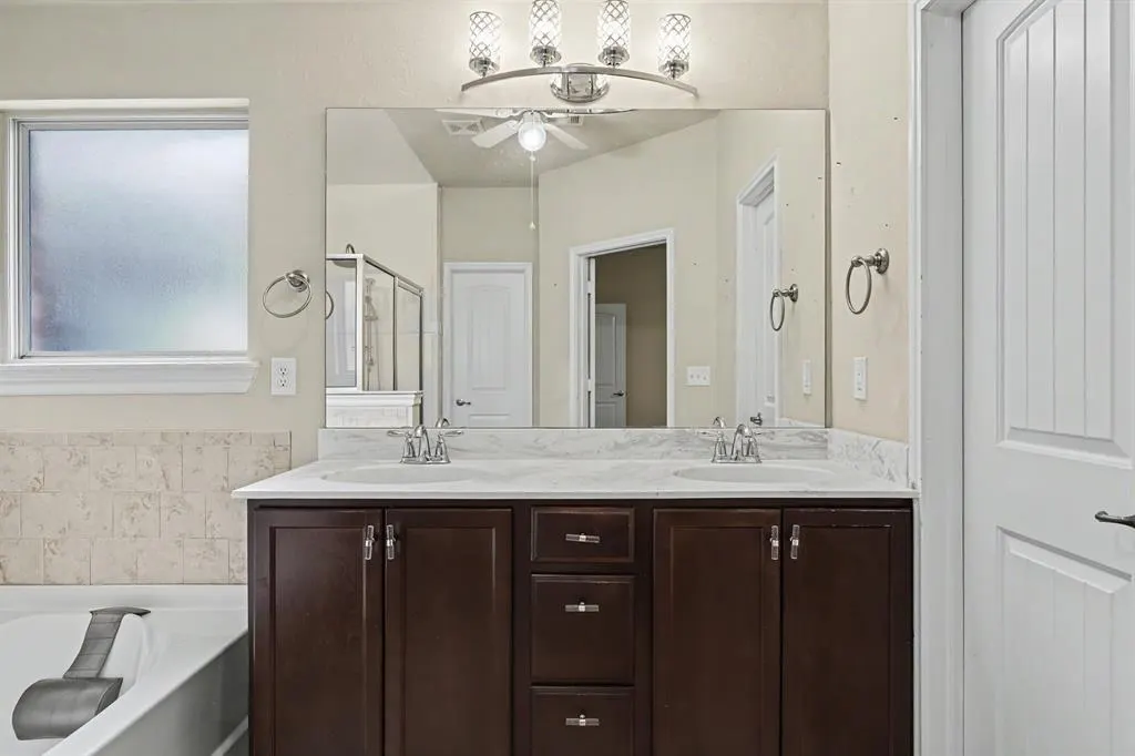 Photo 16 — 9505 Timberwind Lane, Yukon, OK 73099