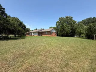 Sold home at 908 Whispering Lane