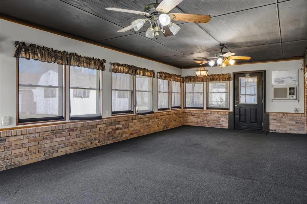 Photo 13 — 904 S Donald Avenue, El Reno, OK 73036