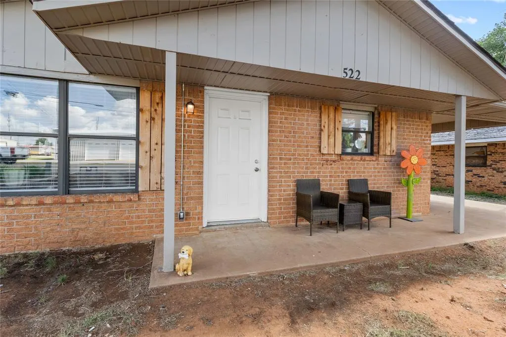 Photo 6 — 522 E Clark Avenue, Weatherford, OK 73096