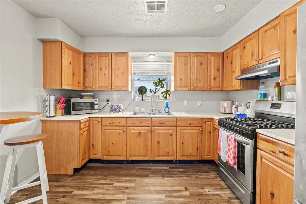 Photo 11 — 522 E Clark Avenue, Weatherford, OK 73096