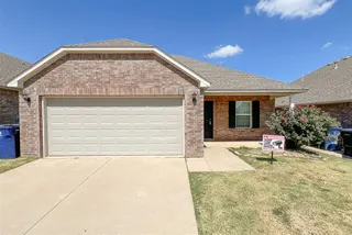 Sold home at 9317 NW 71st Street