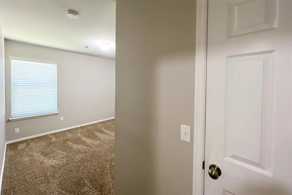 Photo 18 — 9317 NW 71st Street, Yukon, OK 73099