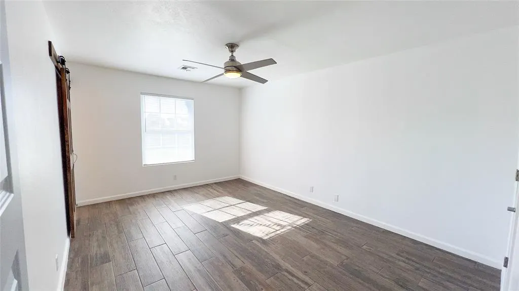 Photo 16 — 808 SE 13th Street, Moore, OK 73160