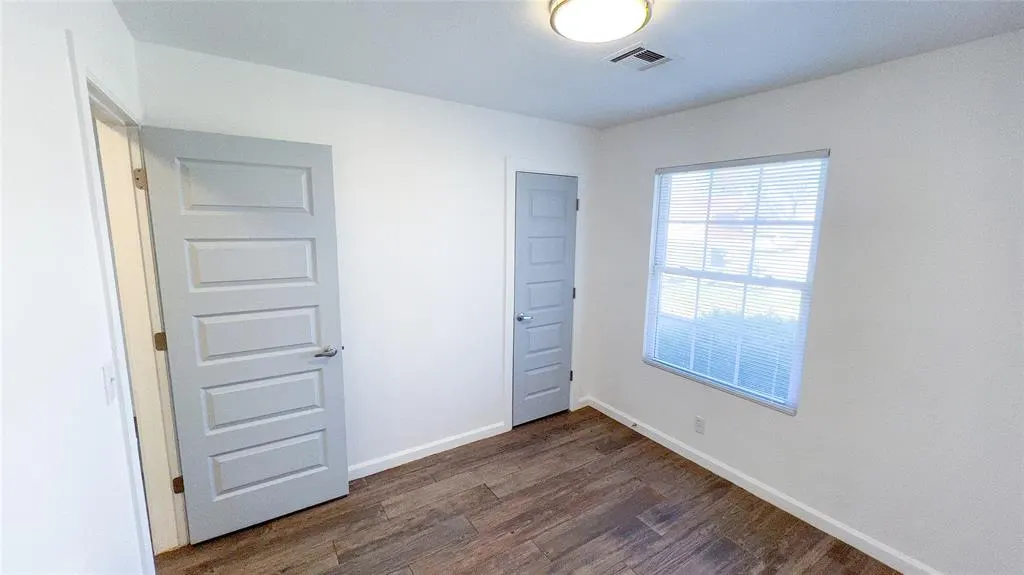 Photo 25 — 808 SE 13th Street, Moore, OK 73160