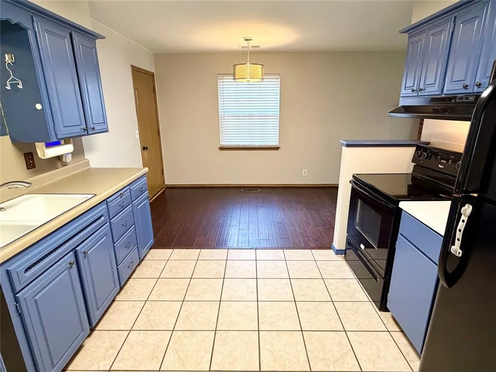Photo 10 — 11200 Greystone Avenue, Oklahoma City, OK 73120
