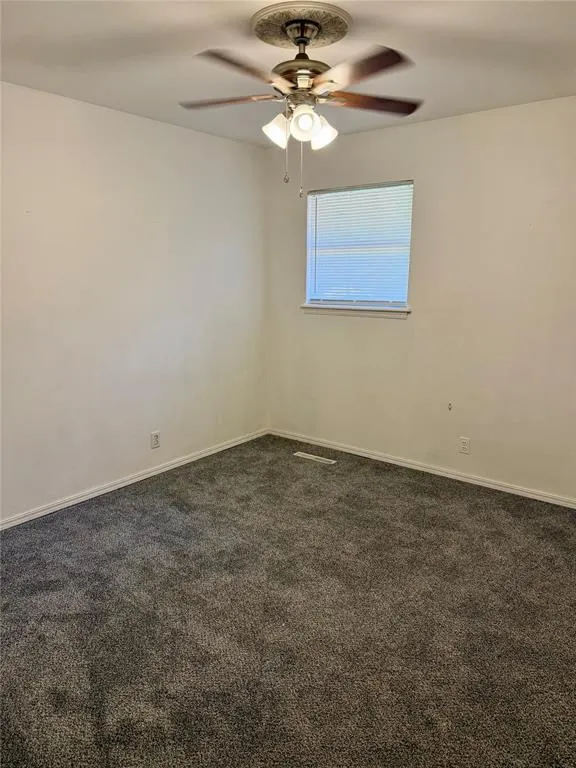 Photo 19 — 11200 Greystone Avenue, Oklahoma City, OK 73120