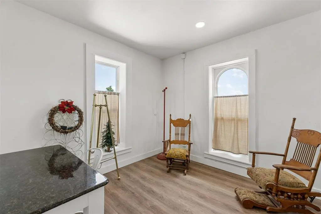 Photo 22 — 106 N Main Street, Mulhall, OK 73063