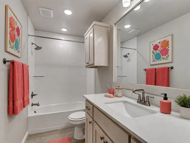 Photo 8 — 13512 Arrowhead Boulevard, Yukon, OK 73099