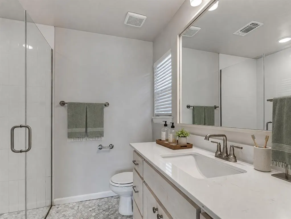Photo 10 — 13512 Arrowhead Boulevard, Yukon, OK 73099