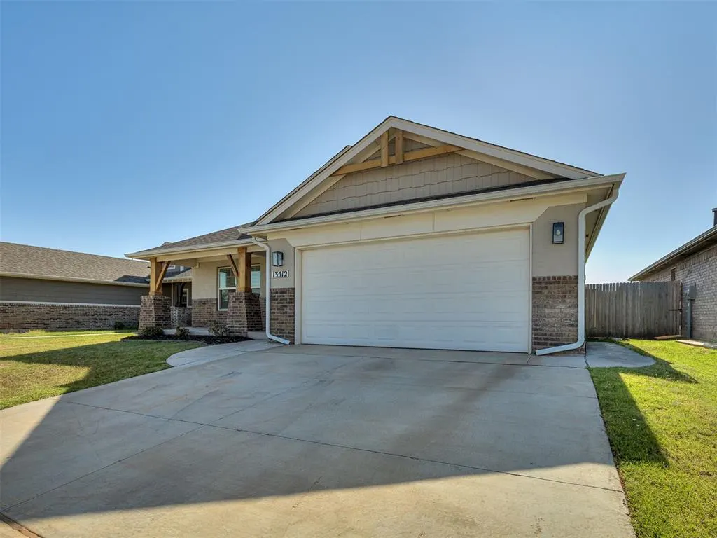 Photo 15 — 13512 Arrowhead Boulevard, Yukon, OK 73099