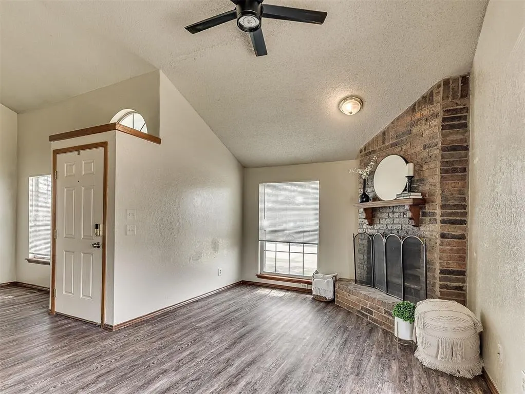 Photo 4 — 2124 Lonnie, Oklahoma City, OK 73170
