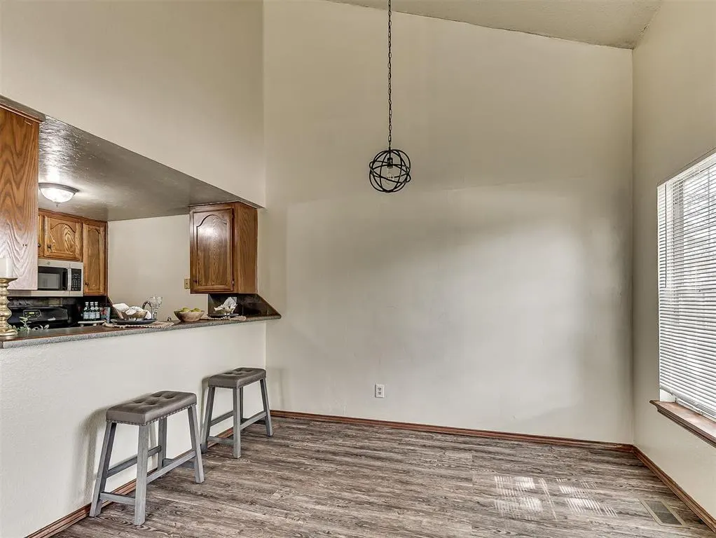 Photo 9 — 2124 Lonnie, Oklahoma City, OK 73170