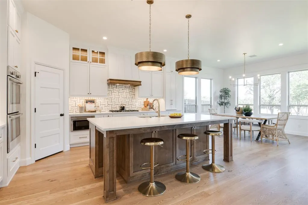 Photo 11 — 3309 Capitol Hill Lane, Edmond, OK 73034