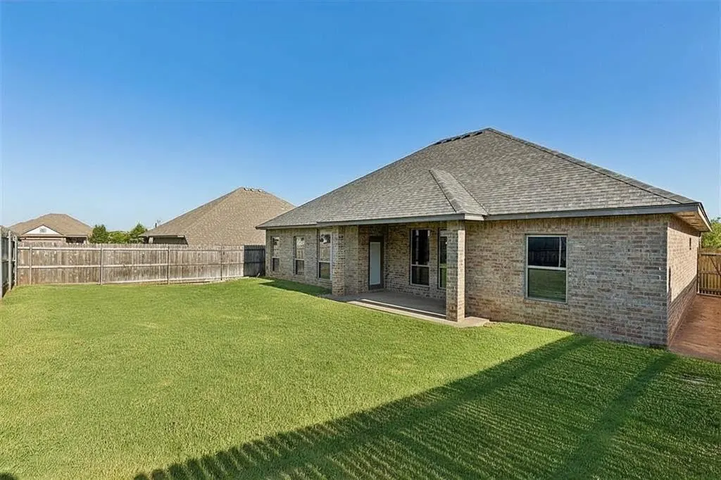 Photo 38 — 6116 Beverly Hills Drive, Edmond, OK 73034