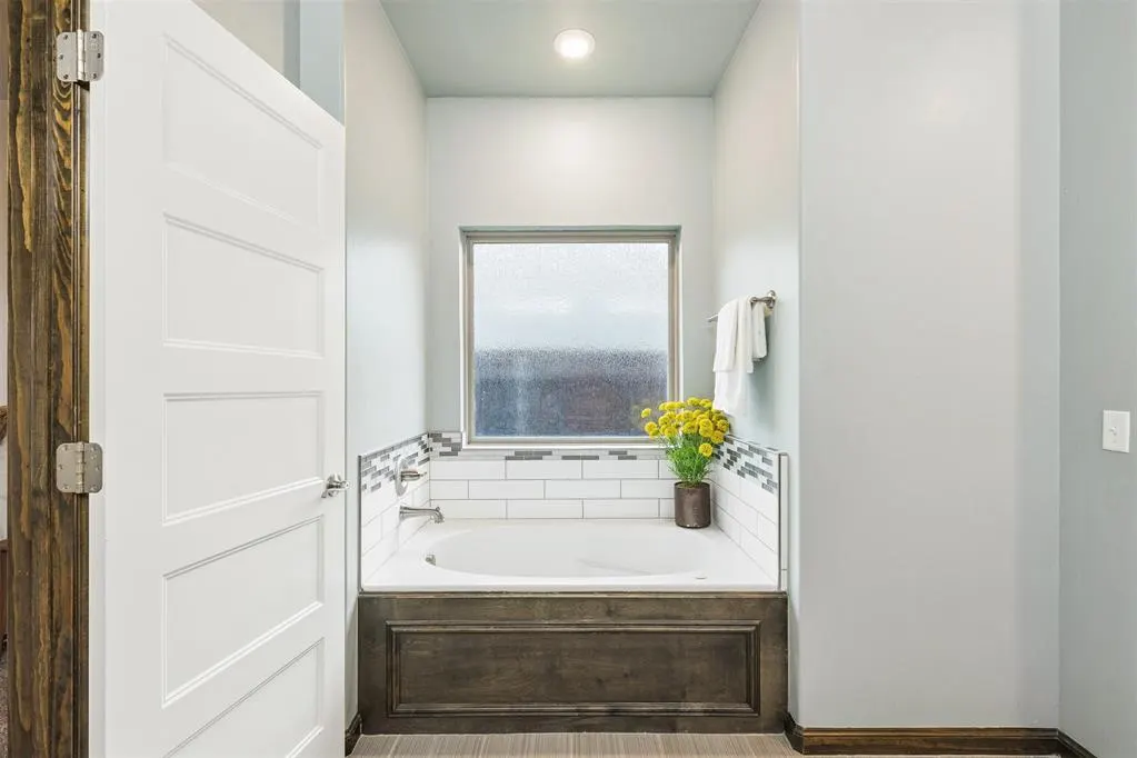 Photo 26 — 6116 Beverly Hills Drive, Edmond, OK 73034