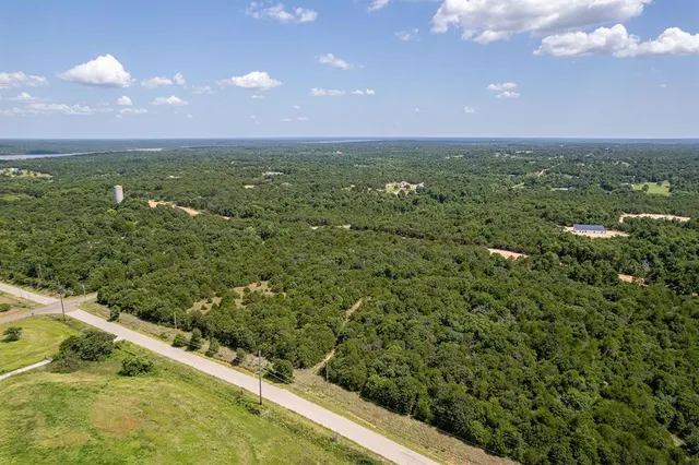Photo 6 — 10700 Bethel Road, Norman, OK 73026