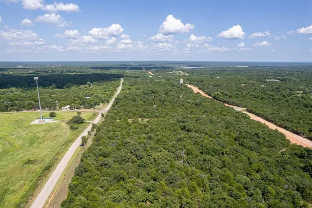 Photo 8 — 10700 Bethel Road, Norman, OK 73026