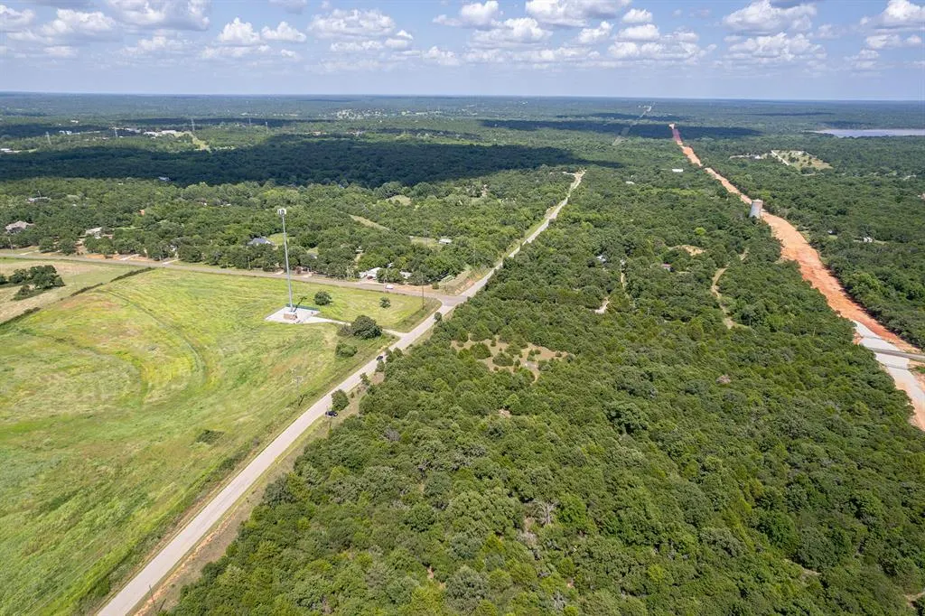 Photo 10 — 10700 Bethel Road, Norman, OK 73026