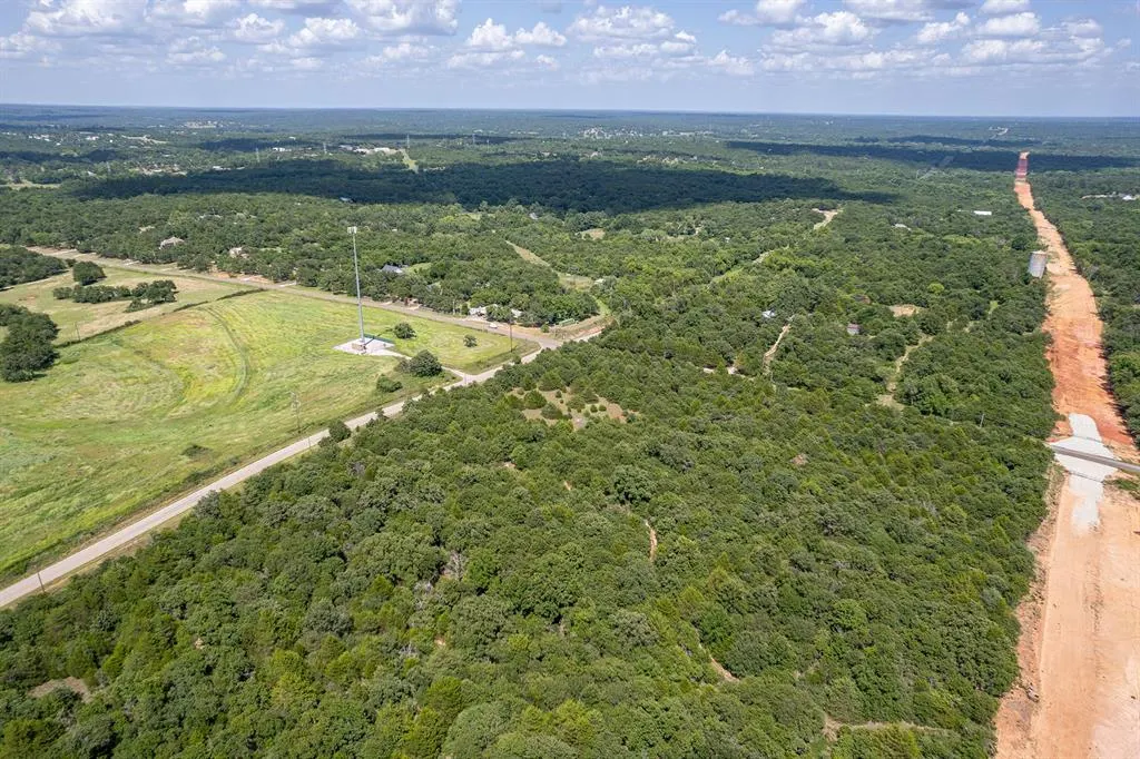 Photo 11 — 10700 Bethel Road, Norman, OK 73026