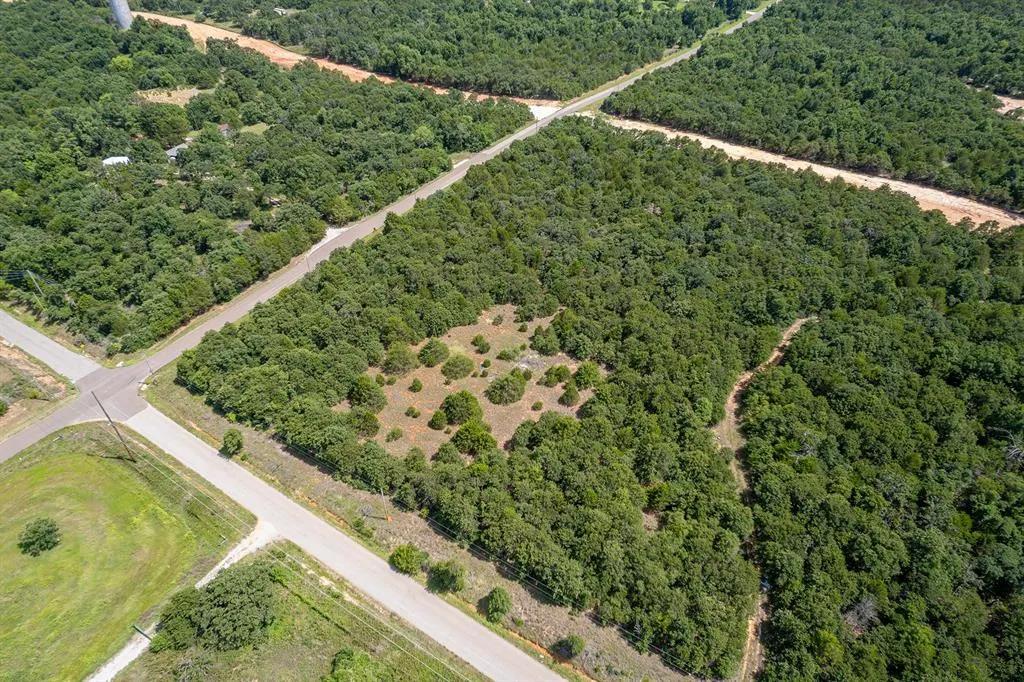 Photo 12 — 10700 Bethel Road, Norman, OK 73026