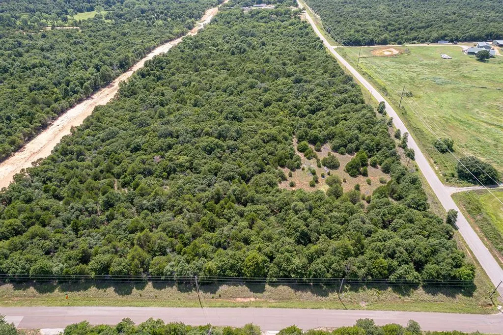 Photo 14 — 10700 Bethel Road, Norman, OK 73026