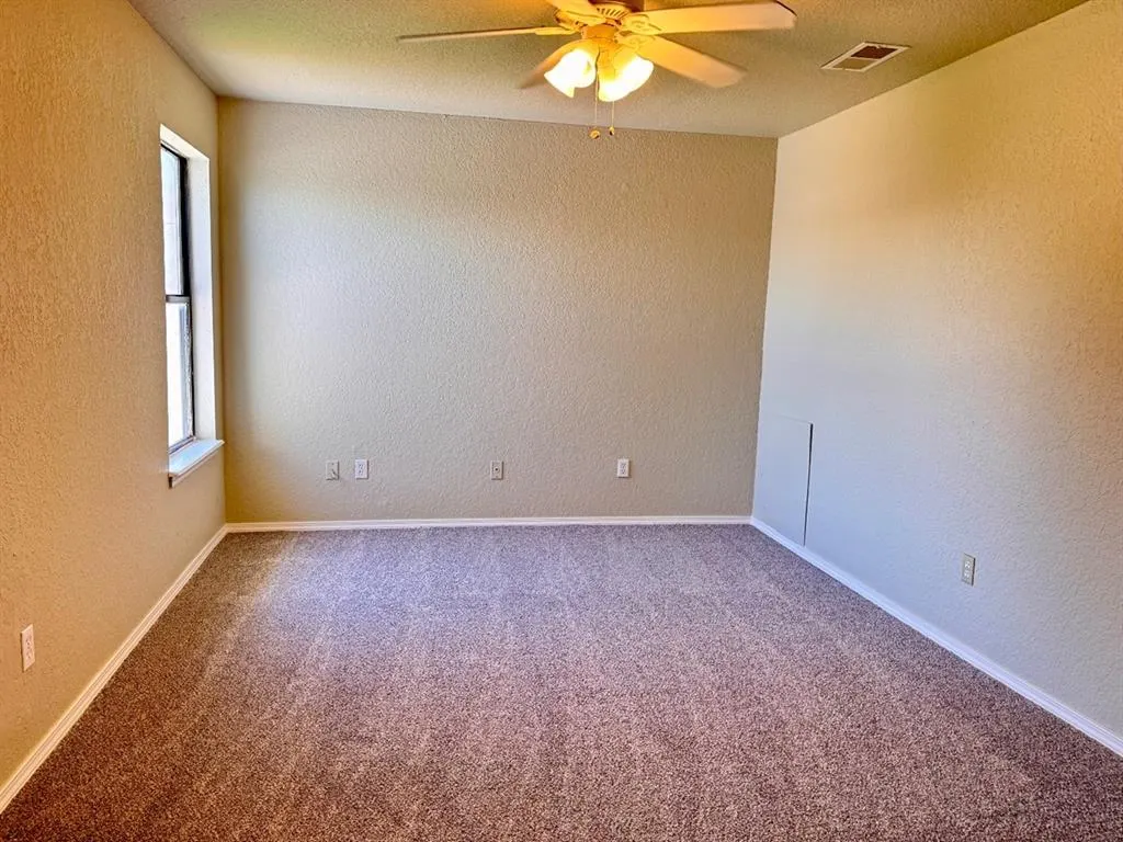 Photo 12 — 417 NE 115th Street, Oklahoma City, OK 73114