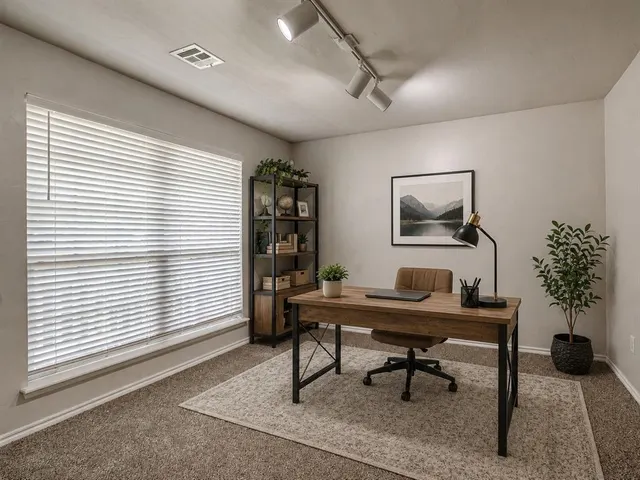 Photo 5 — 2409 Wheatland Drive, Norman, OK 73071