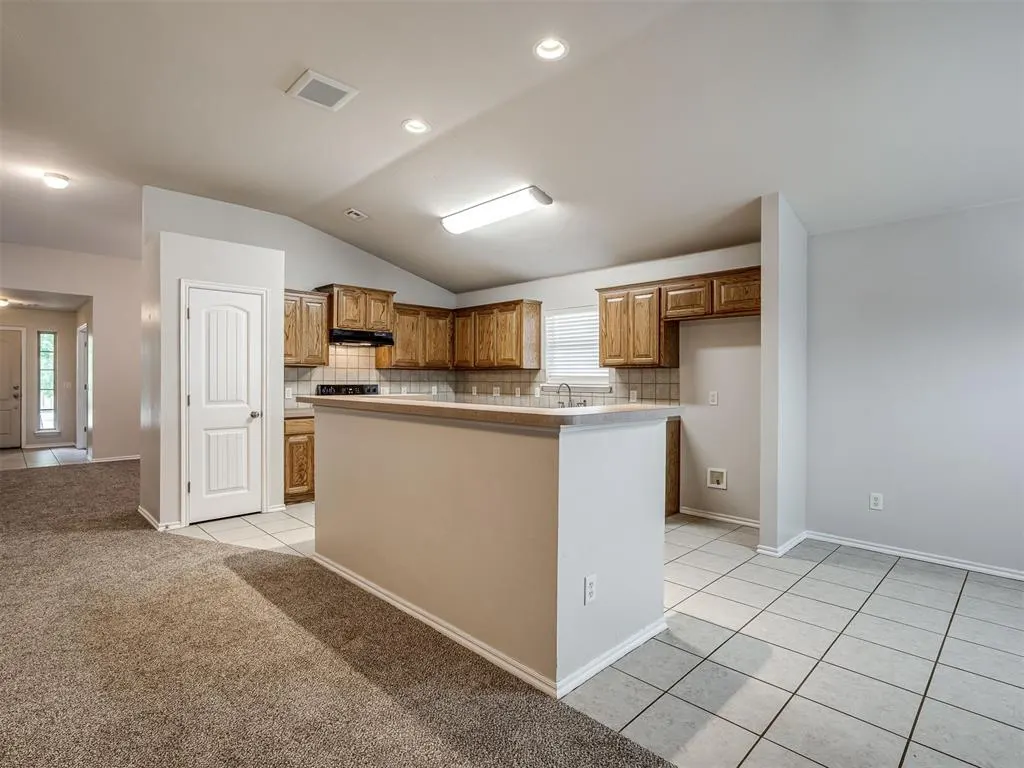 Photo 18 — 2409 Wheatland Drive, Norman, OK 73071