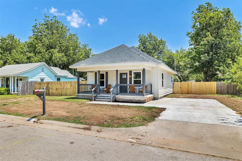 Photo 4 — 224 N L Avenue, El Reno, OK 73036