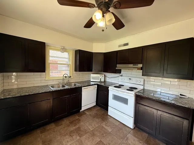 Photo 8 — 3032 NW 67th Street, Oklahoma City, OK 73116