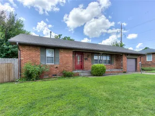 Sold home at 604 E Bouse Drive