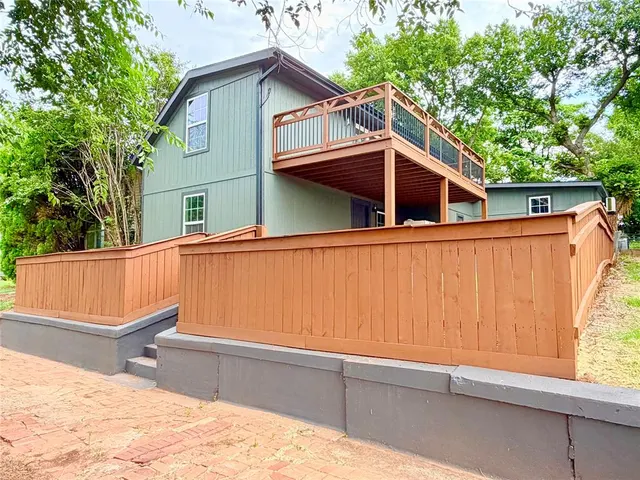 Photo 2 — 314 N 2nd Street, Guthrie, OK 73044