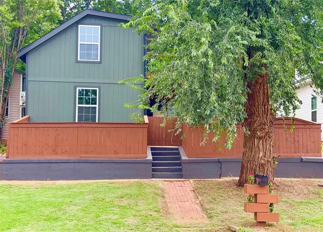 Photo 4 — 314 N 2nd Street, Guthrie, OK 73044