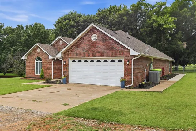 Photo 2 — 15597 Us Highway 77, Wayne, OK 73095