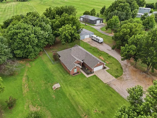 Photo 5 — 15597 Us Highway 77, Wayne, OK 73095