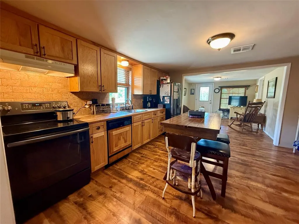 Photo 8 — 13211 N 365 Road, Wewoka, OK 74884