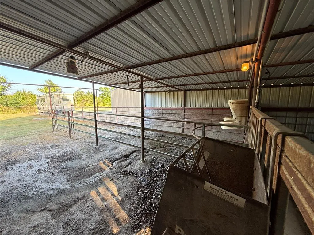 Photo 31 — 13211 N 365 Road, Wewoka, OK 74884