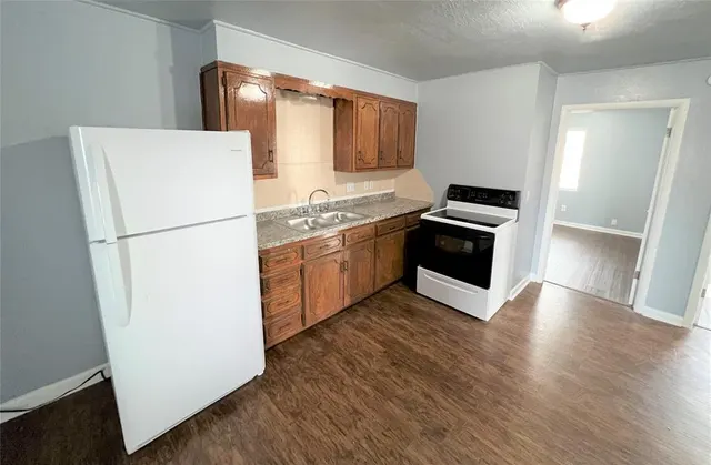 Photo 3 — 119 S K Avenue, El Reno, OK 73036