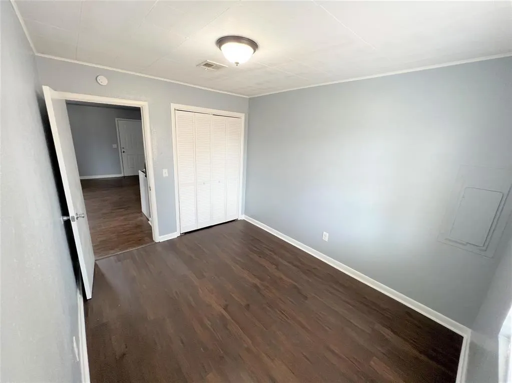 Photo 6 — 119 S K Avenue, El Reno, OK 73036