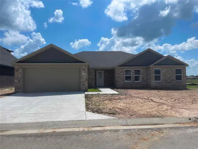 Photo 4 — 1906 Topaz Road, Pryor, OK 74361